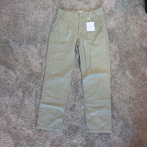 PISTOLA NWT Khakis. Size 27